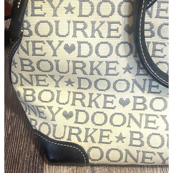 Dooney & Bourke Signature Jacquard Satchel Cream Leather Trim Shoulder Bag Y2K - Picture 16 of 16